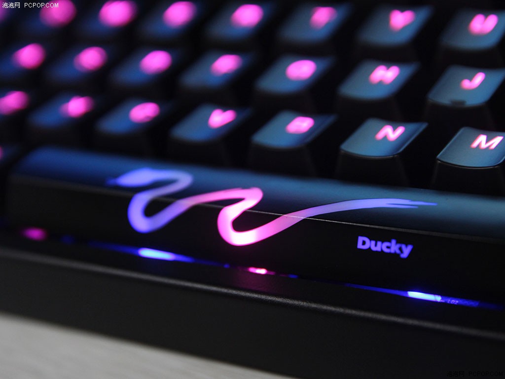 别管多少钱先拿来看看,今年要烧钱的猴年版装备