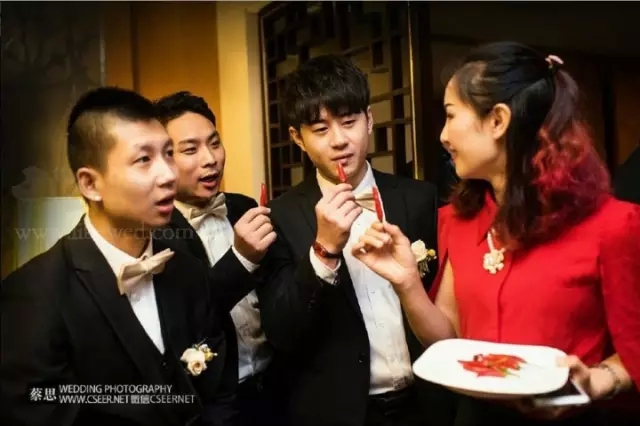 鎺ヤ翰娓告垙閬撳叿鍦ㄥ摢閲屼拱 (缁撳鎺ヤ翰娓告垙閬撳叿)