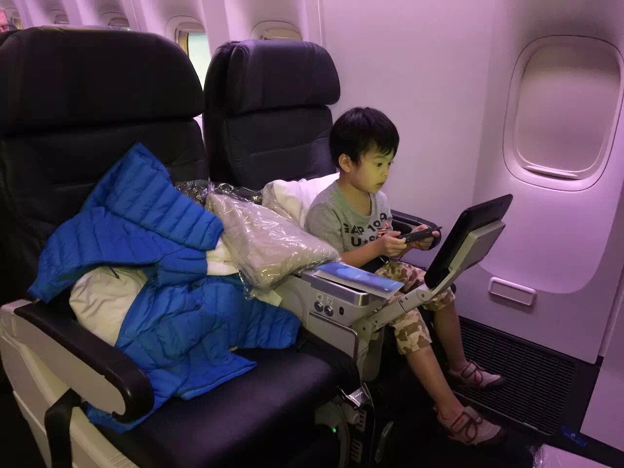 如何给儿童订成人的机票,如何给儿童订成人机票