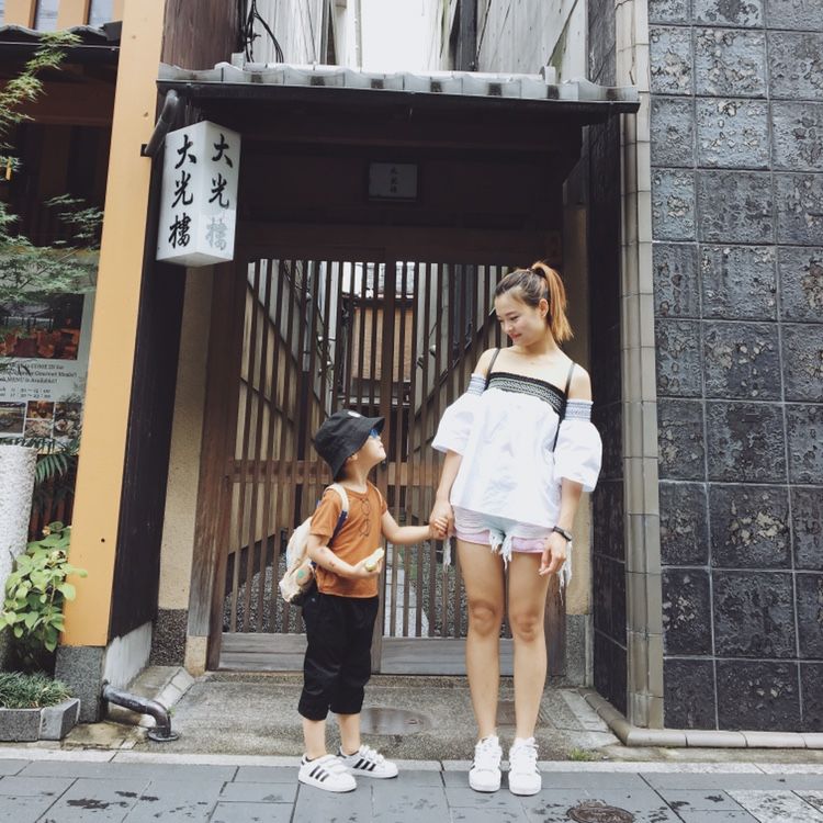 童装年底全场清仓,童装大清仓视频