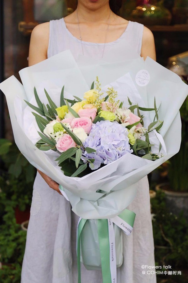 夜访北京皇城根儿下的五家花店：七夕不约会，只约花讲花艺