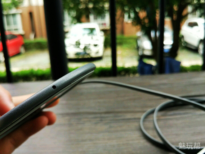 小米手机有没有无线充电功能,小米手机最新款可以无线充电吗