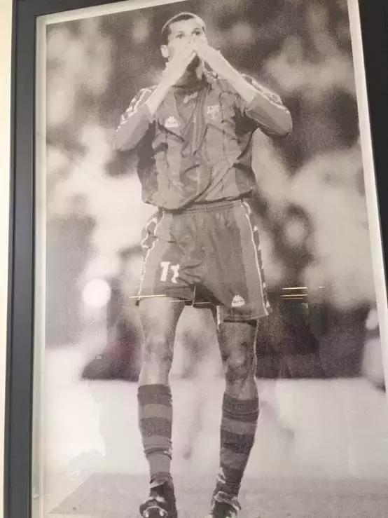 世界杯足球先生倒挂金钩里瓦尔多,想不到你是这样的人原版