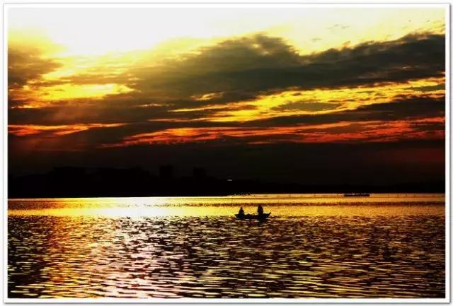 武汉哪里可以玩摩托艇水上飞人,武汉哪里可以玩水上飞人