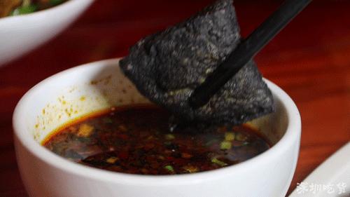 全城“通缉”湖南籍人士，这家传承400年的老店要请你吃臭豆腐