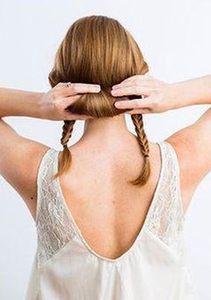 齐肩短直发盘发,气质款卷发盘发