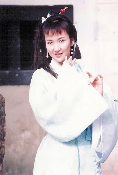 宝强别哭现场完整版,宝强别哭谁编的歌