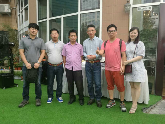 当代女性艺术家四联展在成都开启,当代女性艺术家邀请展