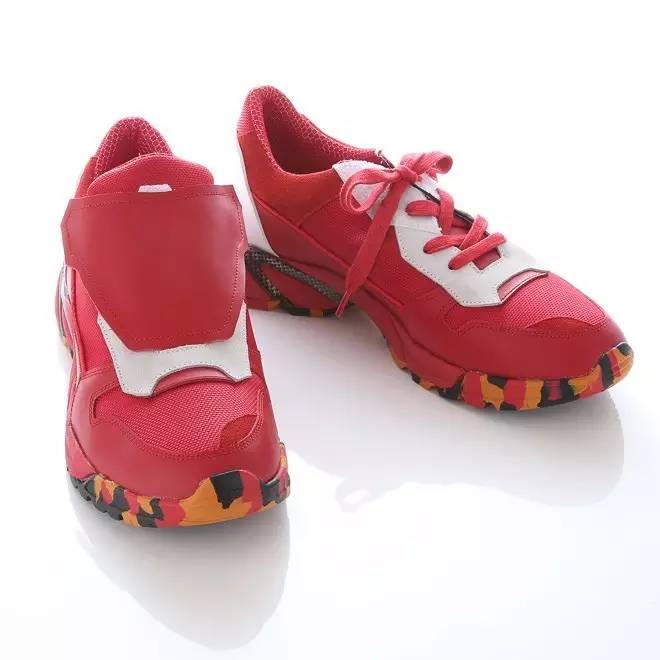 满满的回忆!7双让人记忆深刻的“动漫X球鞋”联名运动鞋