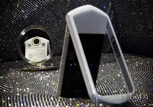 几百年过去了,就没有人告诉这些大牌他们有多丑?