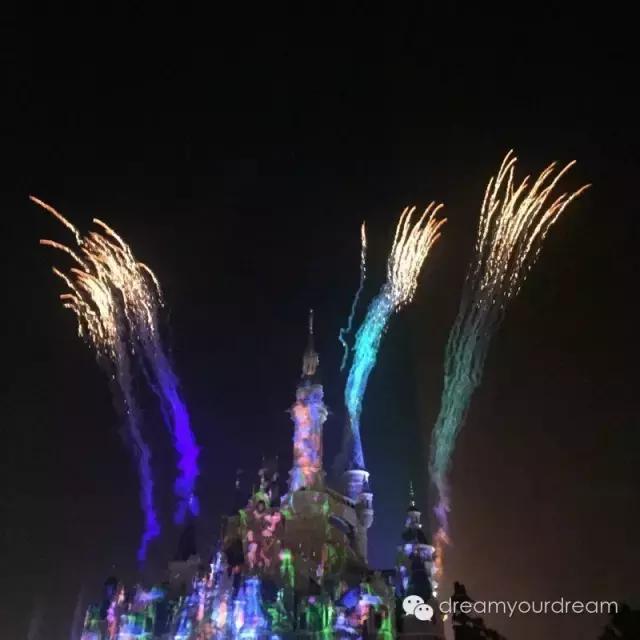 迪士尼世界好玩吗,迪士尼好玩吗真实评价