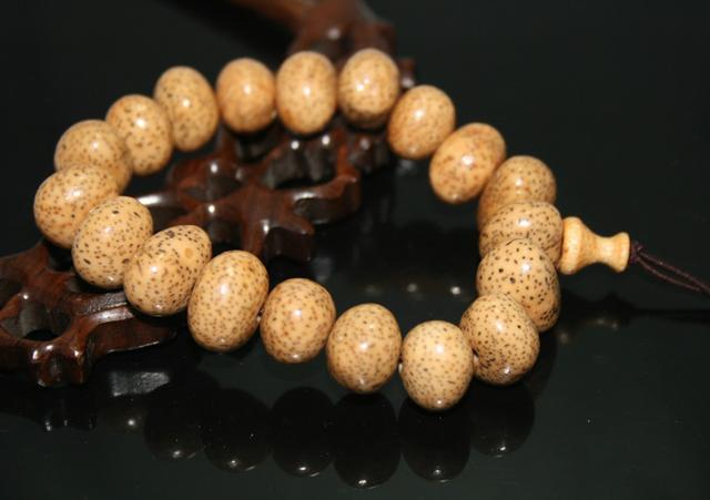 菩提手串怎么穿绳,金佛草菩提手串穿几颗