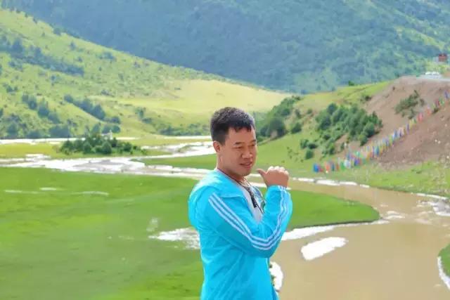 色达红色房子在哪,色达震撼的红房子