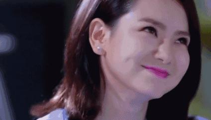 戚薇又演了一个宇宙级吊炸天的冷都女！她这是要一条道走到黑啊