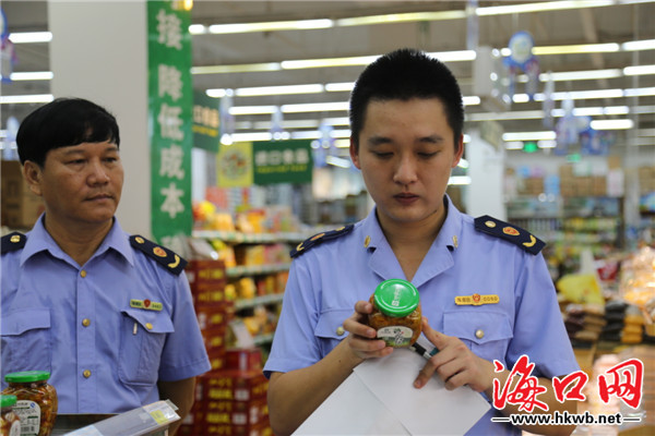 海口秀英工商所所长袁崇滔：用耐心帮商户“成长”