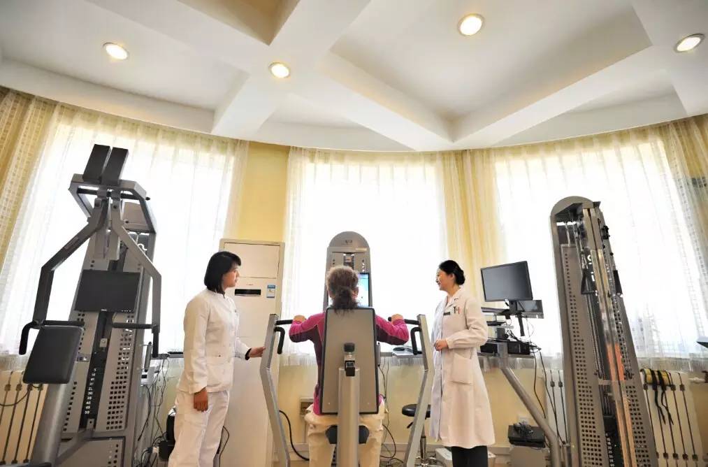 北京小汤山医院康复中心,小汤山医院是最好的康复医院吗