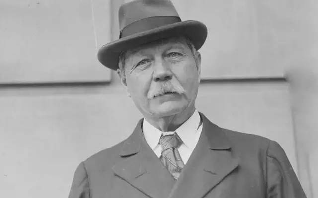 纯个人喜好酒店点评—伦敦朗廷酒店，欧洲第一家豪华酒店里诞生的“传奇侦探”