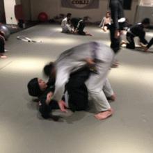 健康又防身!成都开始流行巴西柔术