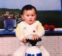 舔屏有一种喷鼻血的方式,叫中国奥运男神!