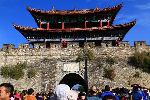 从郑州坐飞机去云南,从郑州坐火车去昆明多少钱