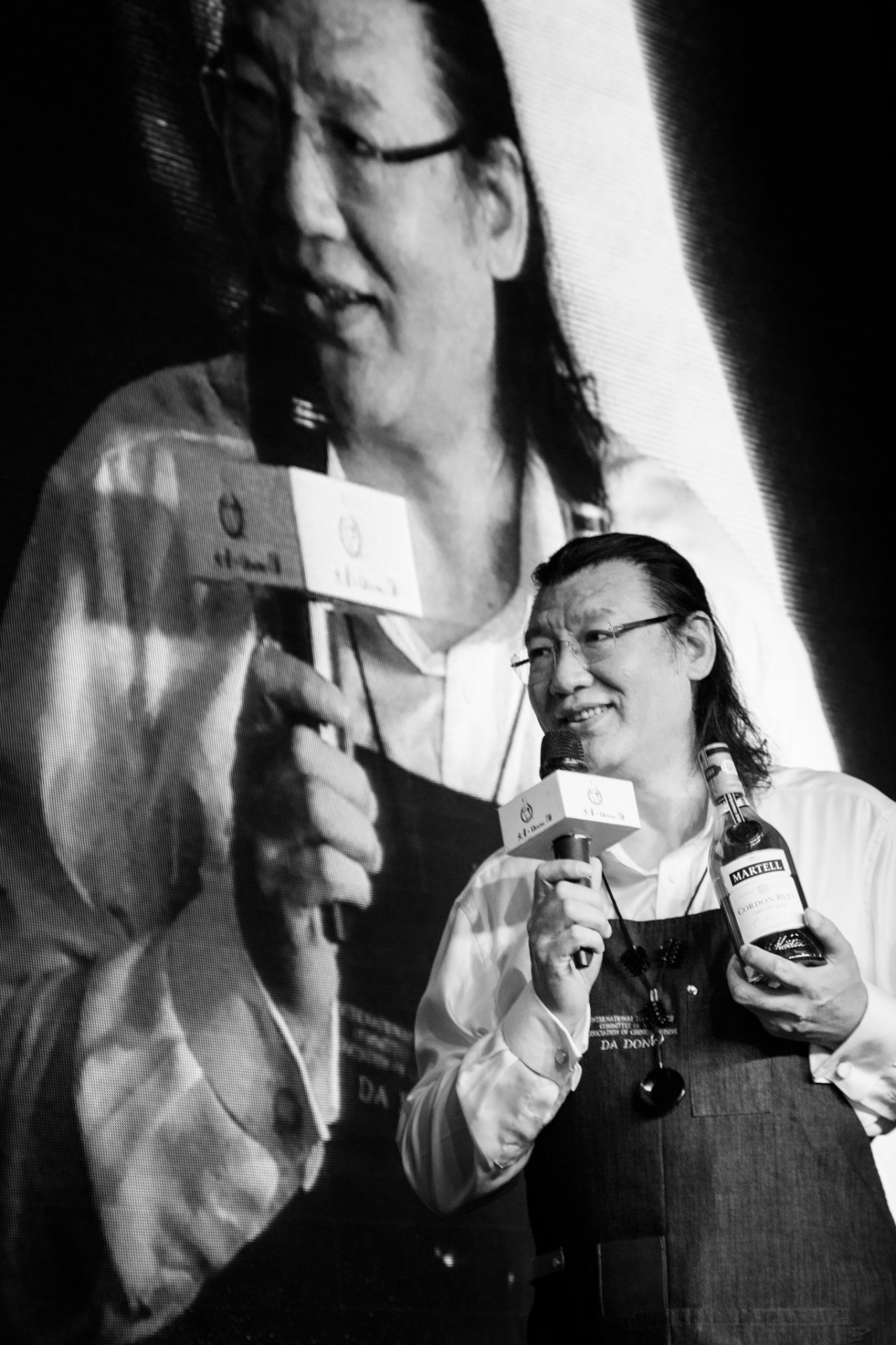 视频从“酥不腻”到“吃不腻”，谁和大董有一腿