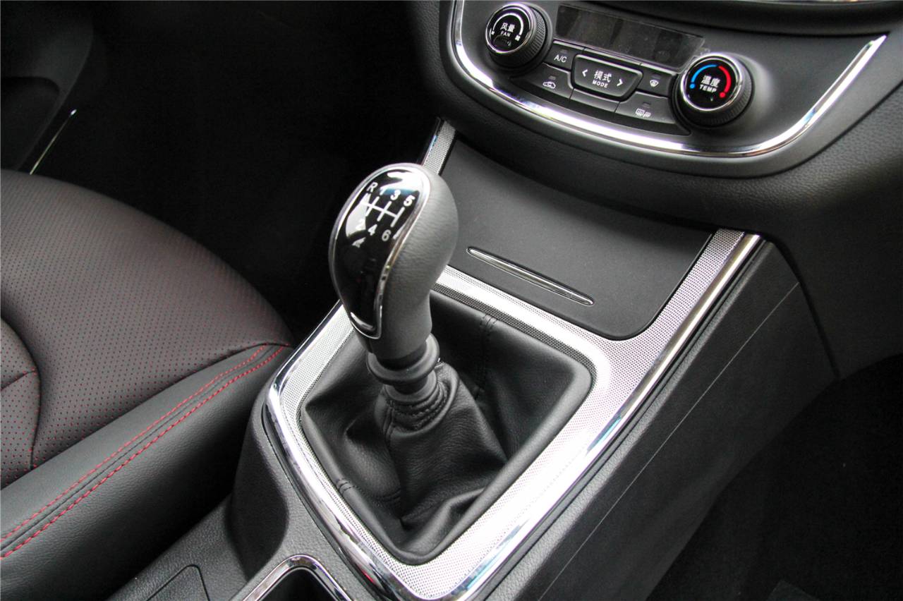 神车五菱的发展历程,五菱神车怎么造