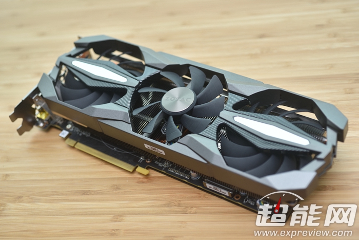 索泰1070至尊plusoc测评,索泰gtx1070至尊plus有灯光吗