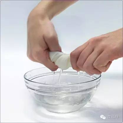 一穿高跟鞋走路就外八怎么办,一穿高跟鞋就o型腿怎么办