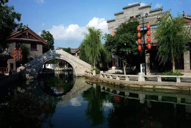 从郑州坐飞机去云南,从郑州坐火车去昆明多少钱