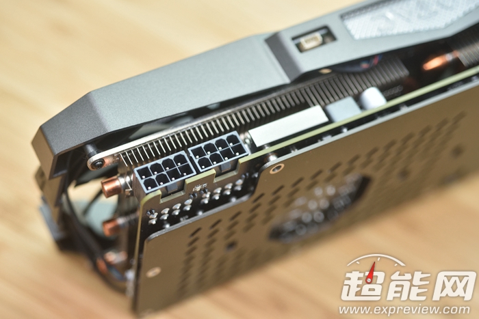 索泰1070至尊plusoc测评,索泰gtx1070至尊plus有灯光吗