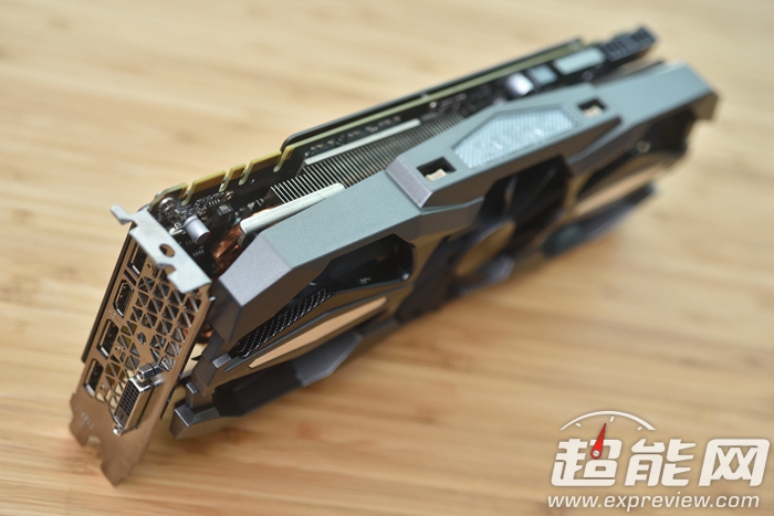 索泰1070至尊plusoc测评,索泰gtx1070至尊plus有灯光吗