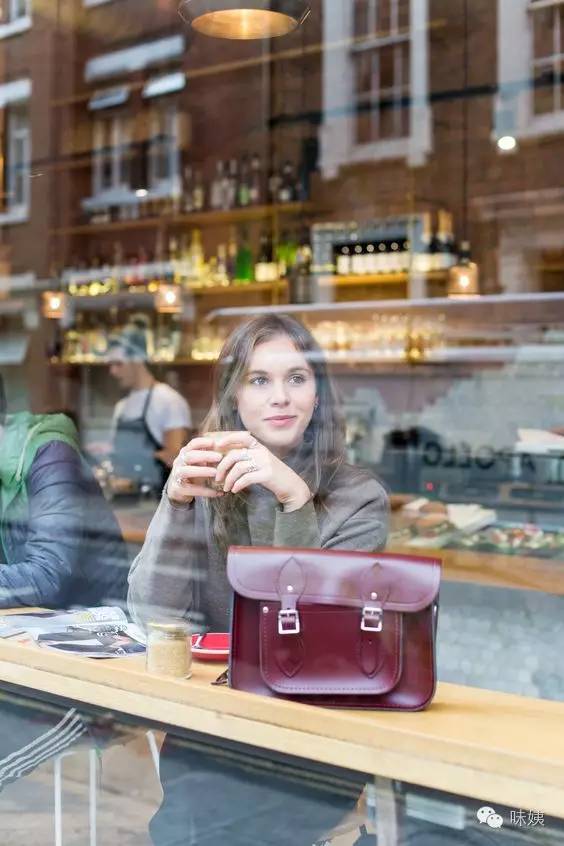 背了很久的包发现是假的,背了这么多年的包