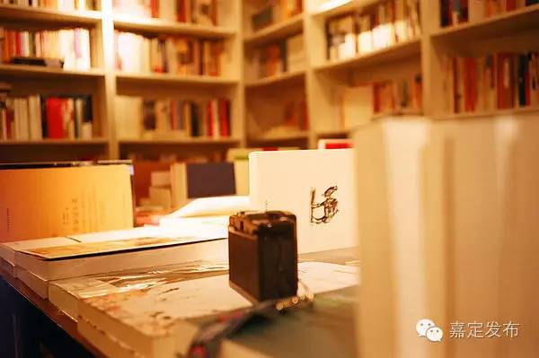 人文·疁风如何让我遇见你，在上海的旧书店里