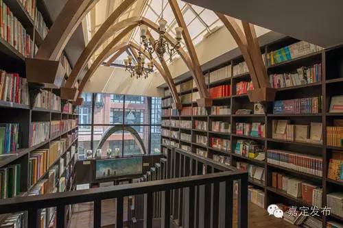 人文·疁风如何让我遇见你，在上海的旧书店里