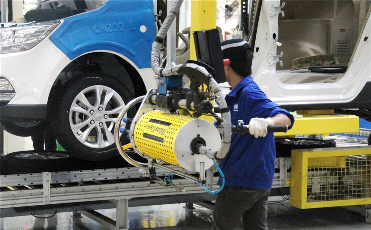 神车五菱的发展历程,五菱神车怎么造