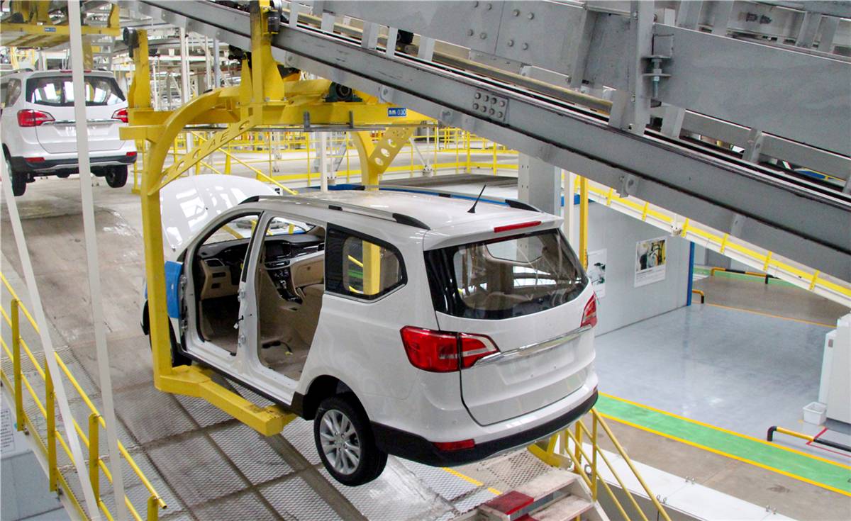 神车五菱的发展历程,五菱神车怎么造