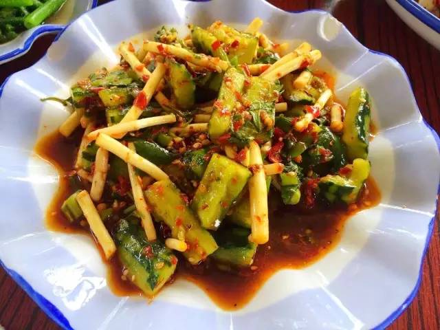 云南美食酸菜红豆猪脚,宾川县酸汤猪脚