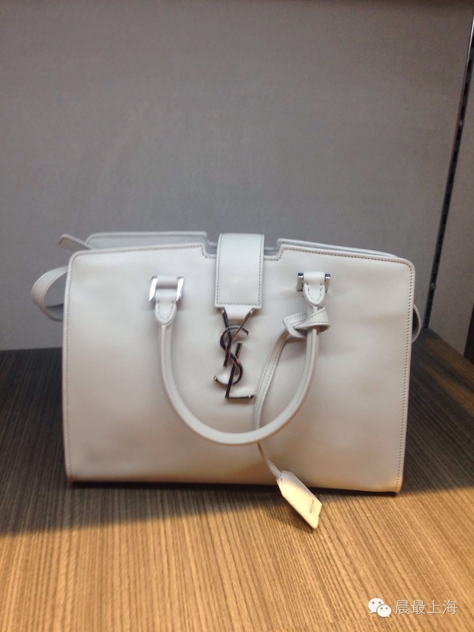 探路子|用尽体内洪荒之力,终于进入中服免税店,结果