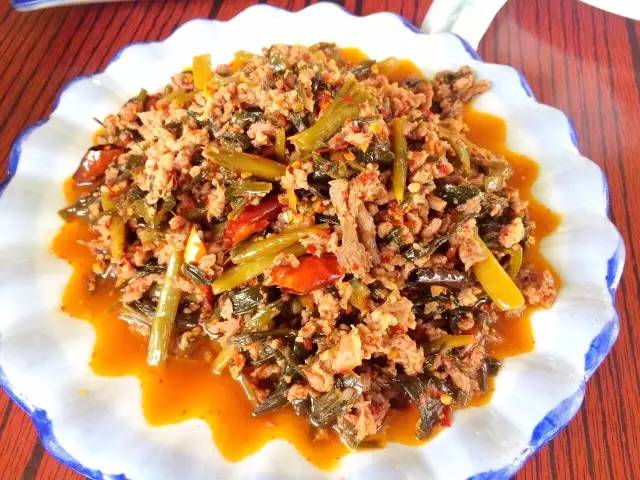 云南美食酸菜红豆猪脚,宾川县酸汤猪脚