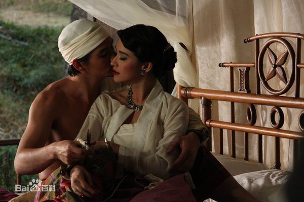 侄子和婶婶的不伦恋情，结局则颇为惊悚悲伤