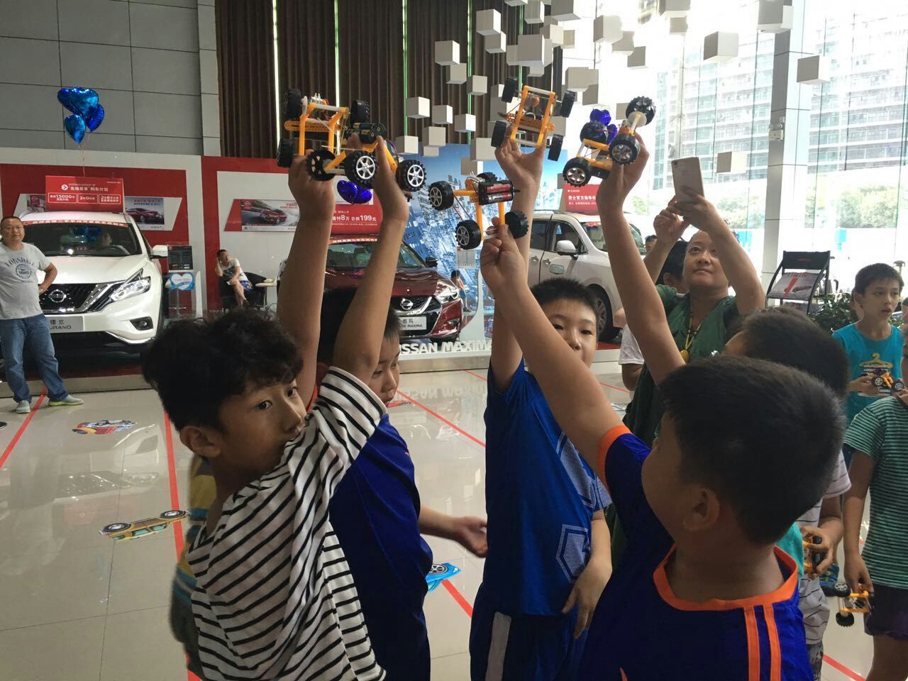 河南威佳威达,东风日产威达和威佳