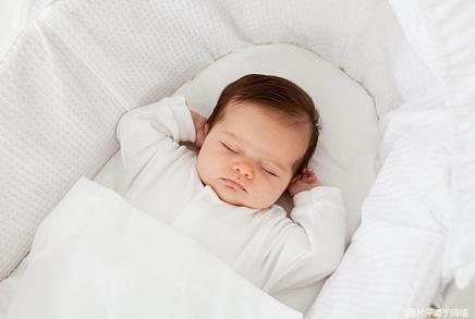 婴儿抚触的注意事项,婴儿刚出生注意事项