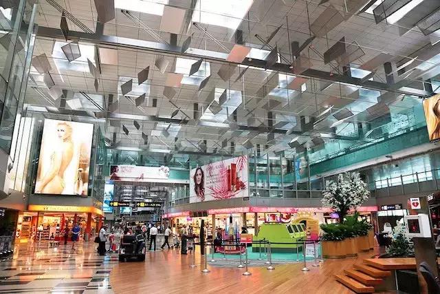 去新加坡旅游购物要注意什么,去新加坡买哪些东西便宜