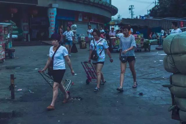 潮人们的“秘密花园”要搬走了，我们替你去看了它消失前的样子