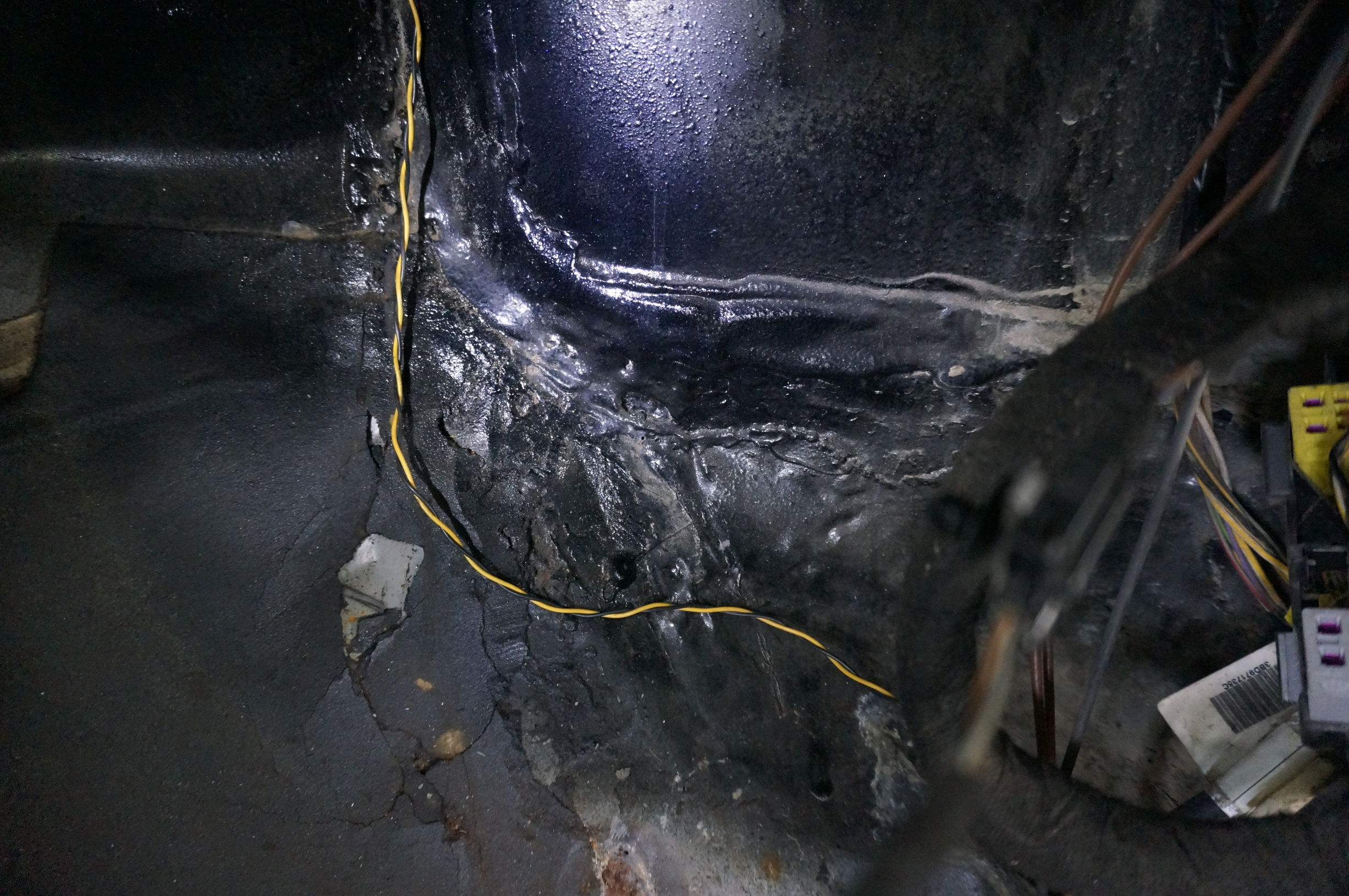 没泡过水检测为泡水车,从水里开过去是泡水车吗