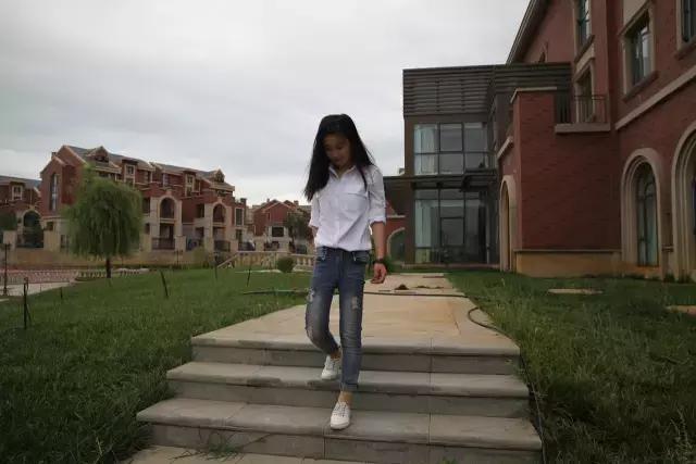 虽然我们很搓，但我们依然热爱装逼