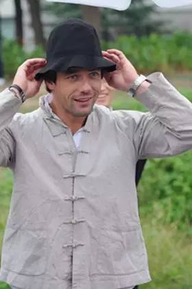 韩寒勒布,勒布与韩寒谁车技好