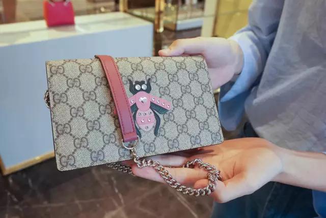 See姨评测:6只最适合秋冬的链条包