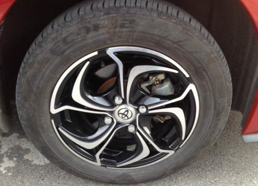 yarisl致炫驾驶体验,yarisl致炫2020款值不值得买