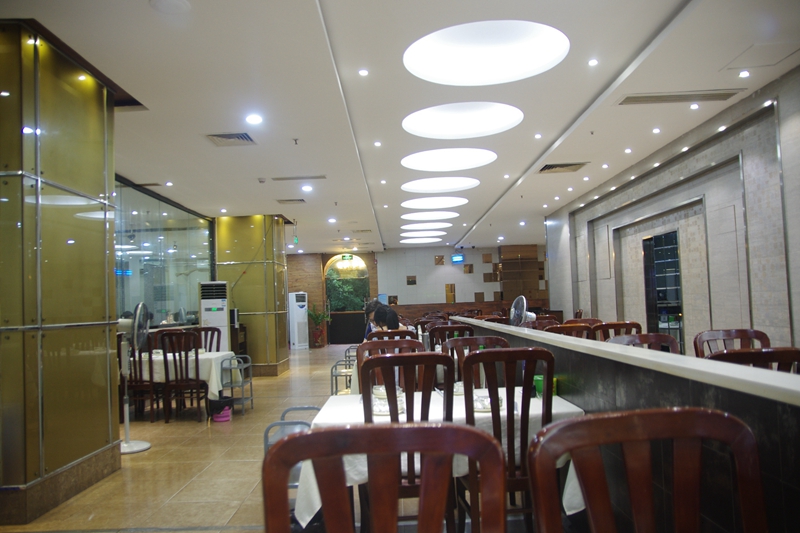 多变揽鲜又出新招:海鲜火锅霸王锅后这次出个五层塔!